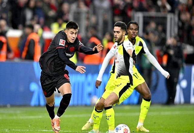 lck登录入口 -包含赛后体能课后，门兴格拉德巴赫战术微调备战荷甲，质疑声仍在，控场能力受关注的词条