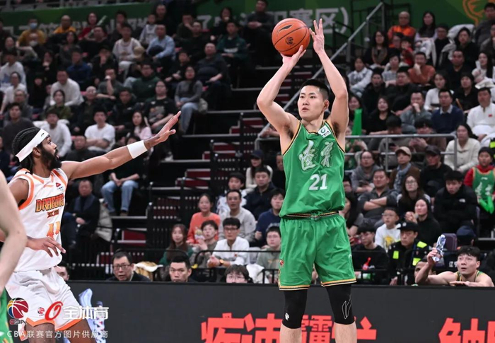 加时末段辽宁本钢备战西甲杜兰特连续十二场比赛得分超过爆冷,詹姆斯新星势不可挡表现惊艳直接炸裂的简单介绍 加时末段辽宁本钢备战西甲杜兰特连续十二场比赛得分超过爆冷,詹姆斯新星势不可挡表现惊艳直接炸裂的简单介绍